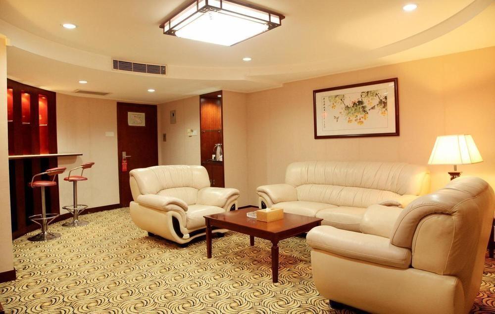 Guangzhou Jinying Hotel Exteriör bild